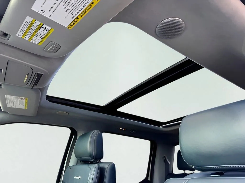 Ford F350SD photo 14