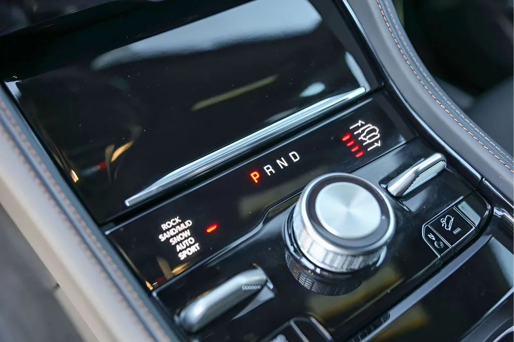 Jeep Grand Cherokee L photo 20