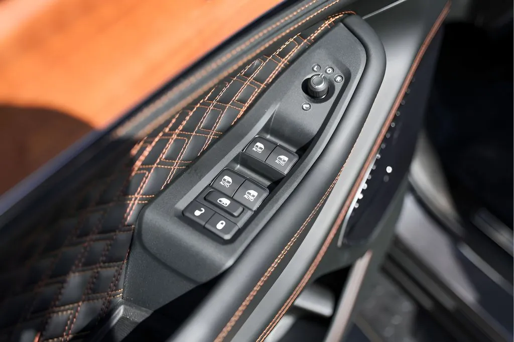 Jeep Grand Cherokee L photo 25