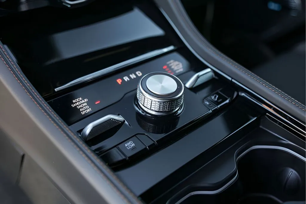 Jeep Grand Cherokee L photo 21