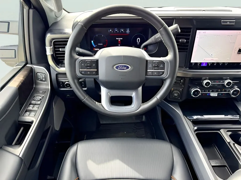Ford F350SD photo 21