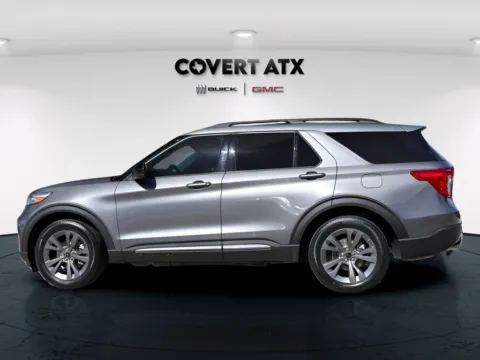 More photos of 2022 Ford Explorer XLT at Covert Buick GMC, TX