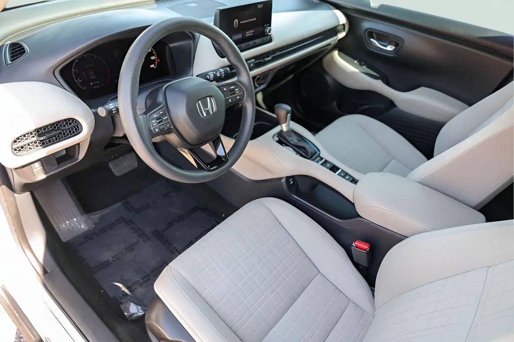 Honda HR-V photo 12