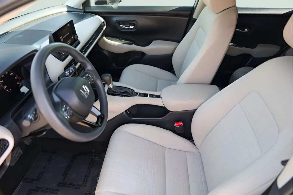 Honda HR-V photo 11