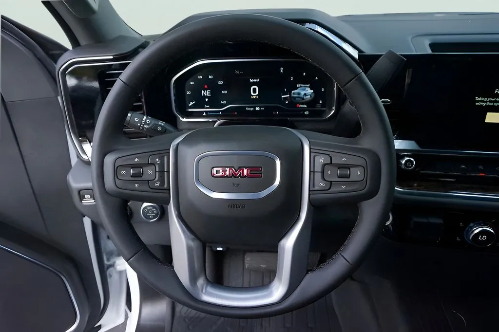 GMC Sierra photo 14