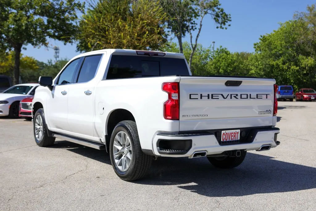 Chevrolet Silverado photo 6
