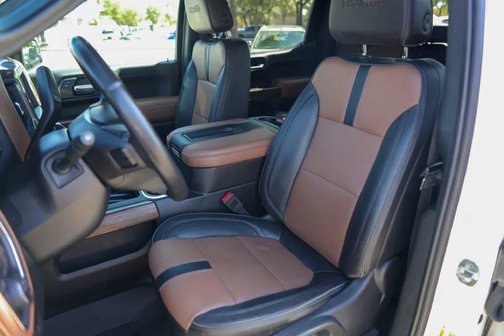 Chevrolet Silverado photo 10
