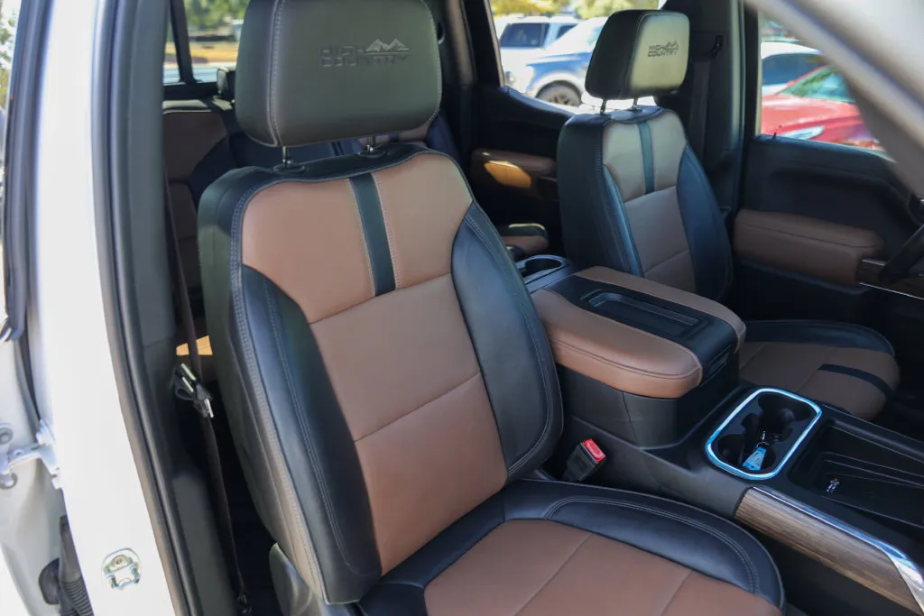 Chevrolet Silverado photo 35