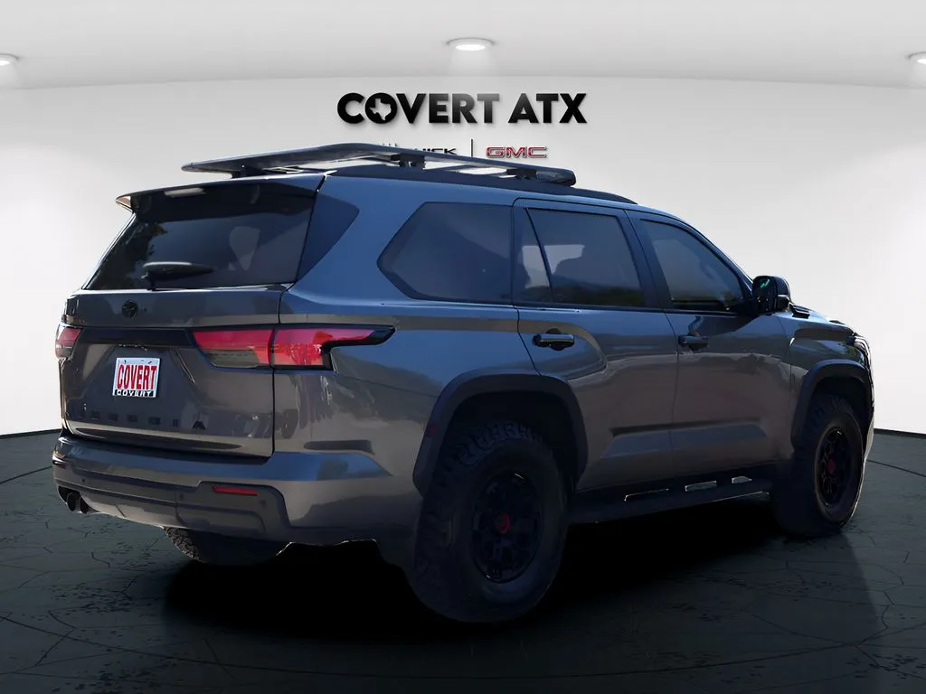 Toyota Sequoia photo 7