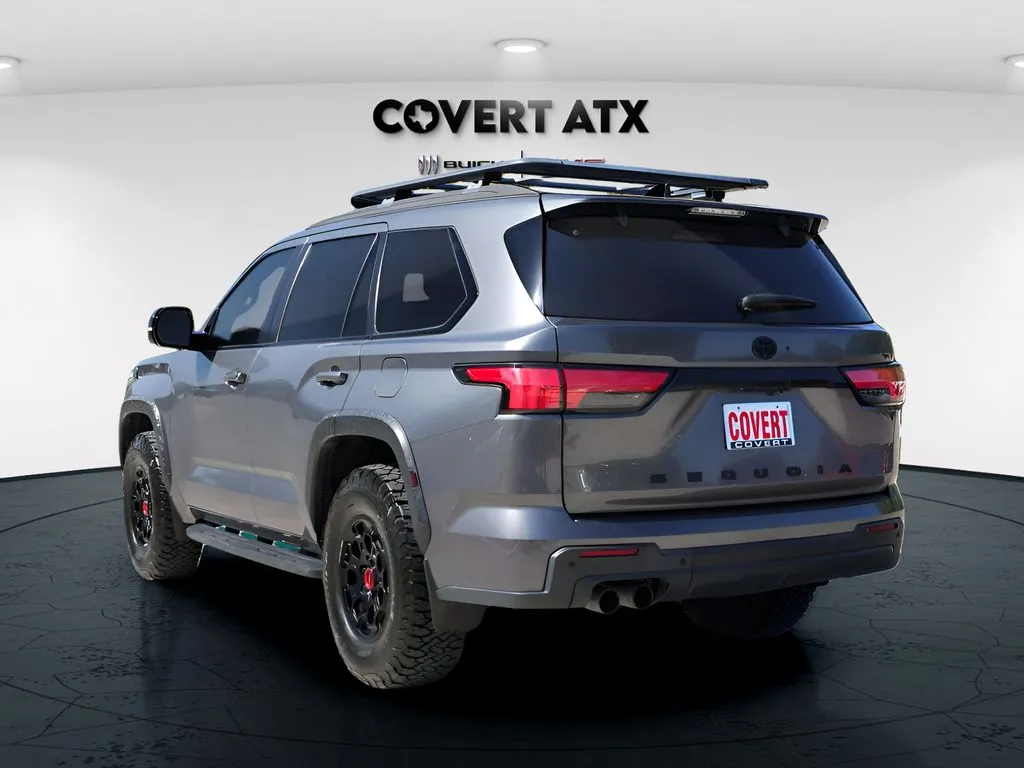 Toyota Sequoia photo 6