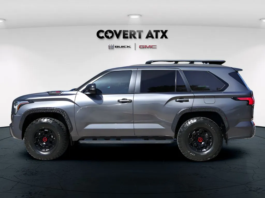 Toyota Sequoia photo 5