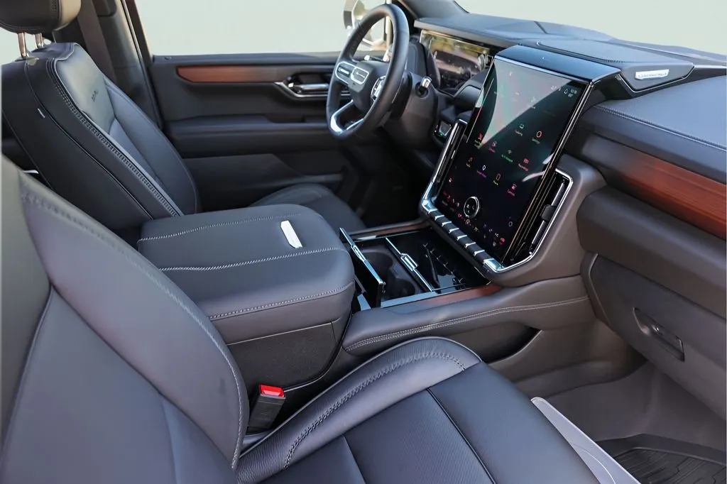 GMC Yukon photo 32