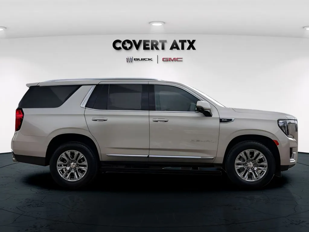 GMC Yukon photo 8