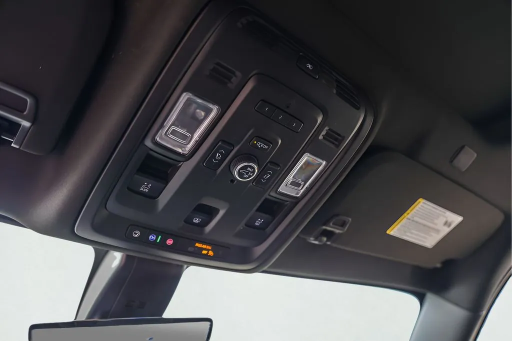 GMC Yukon photo 24