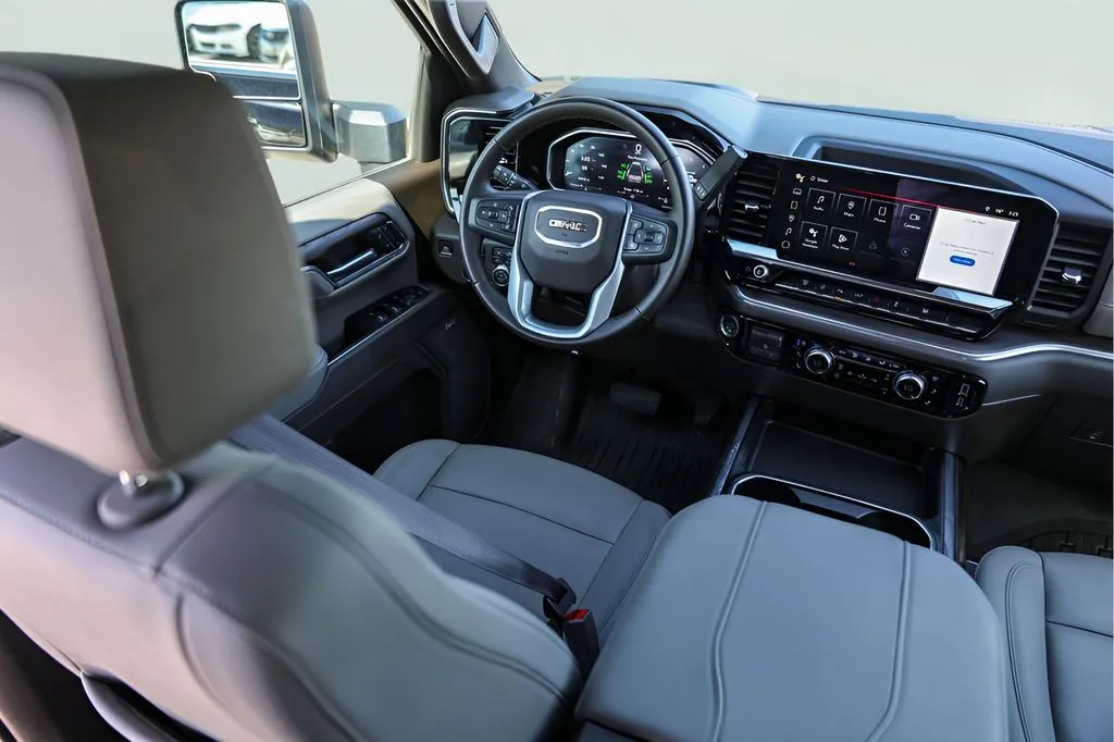 GMC Sierra photo 29