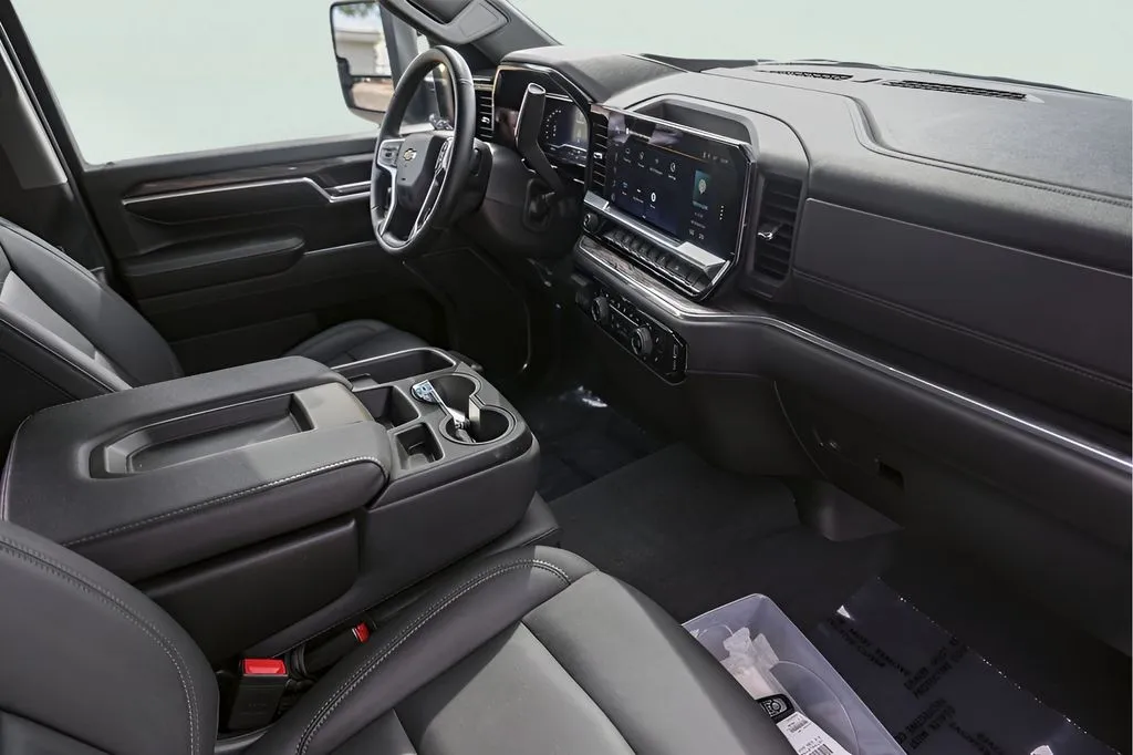 Chevrolet Silverado photo 31