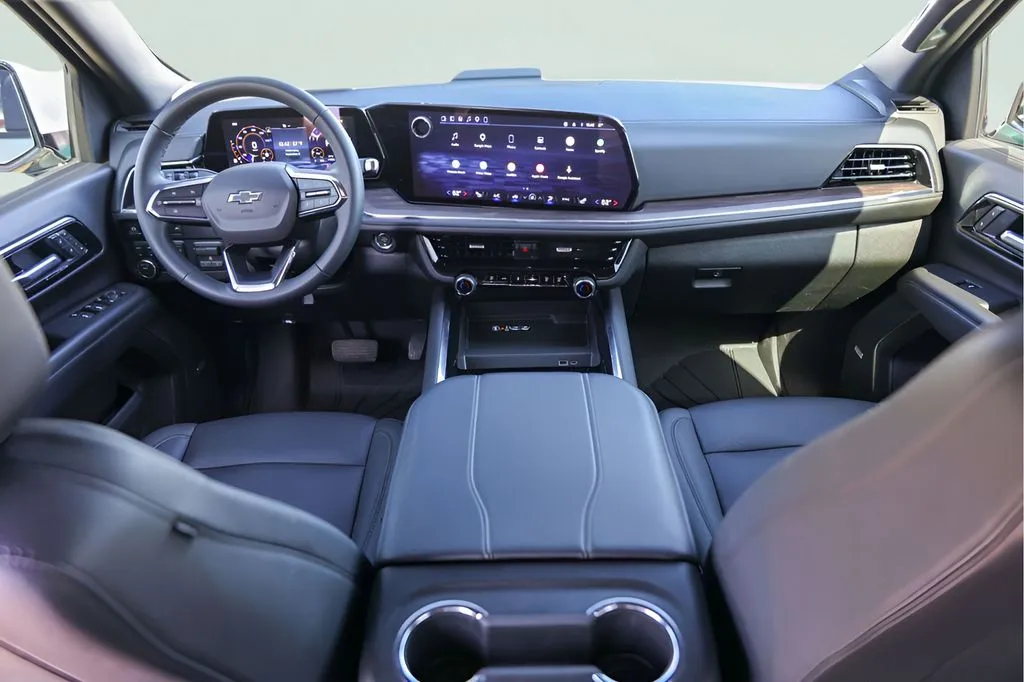 Chevrolet Suburban photo 27