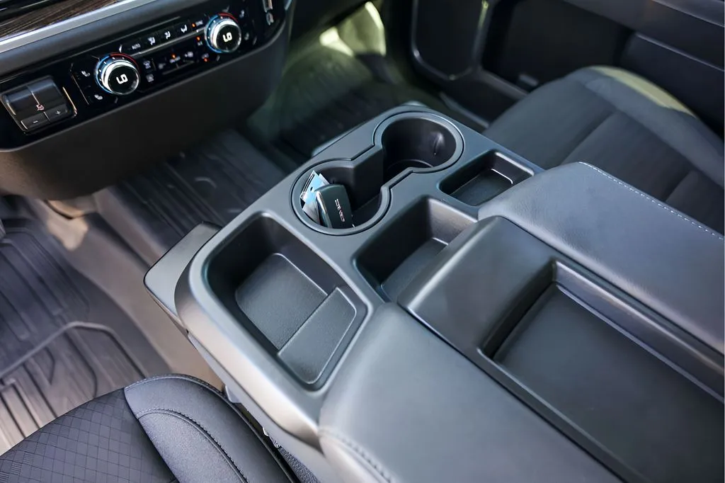 GMC Sierra photo 23