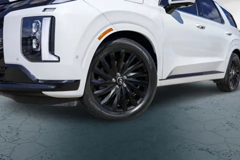More photos of 2024 Hyundai Palisade Calligraphy Night Edition at Covert Buick GMC, TX