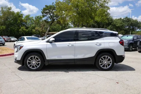 More photos of 2022 GMC Terrain SLT at Covert Buick GMC, TX