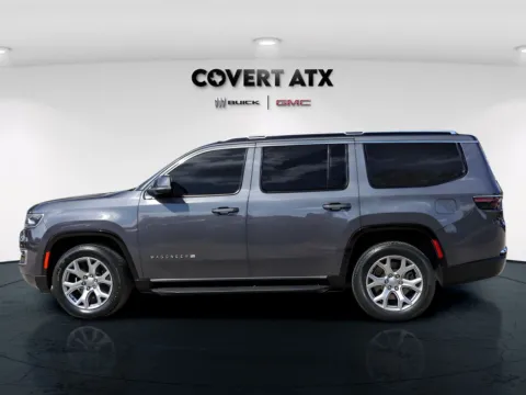 More photos of 2022 Jeep Wagoneer Series II at Covert Buick GMC, TX
