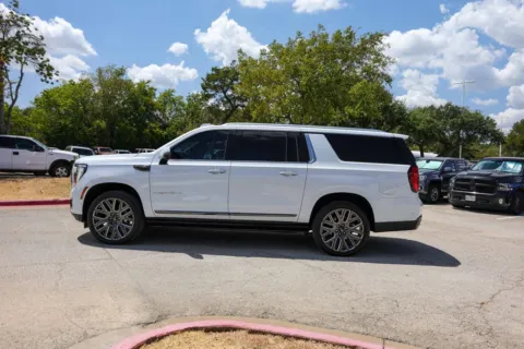 More photos of 2026 GMC Yukon XL Denali Ultimate at Covert Buick GMC, TX