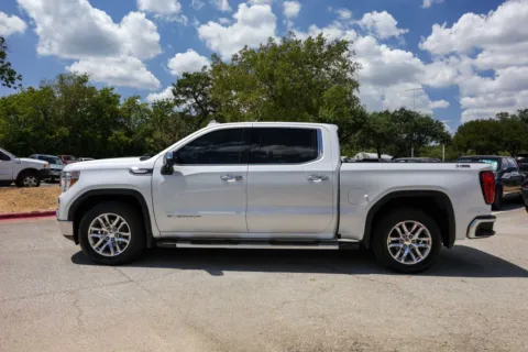 More photos of 2021 GMC Sierra 1500 SLT at Covert Buick GMC, TX