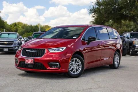 Red 2025 Chrysler Pacifica Select for sale in Austin, TX