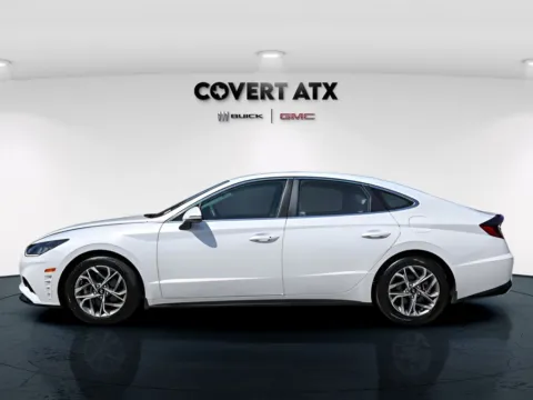 More photos of 2022 Hyundai Sonata SEL at Covert Buick GMC, TX
