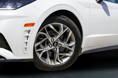 More photos of 2022 Hyundai Sonata SEL at Covert Buick GMC, TX