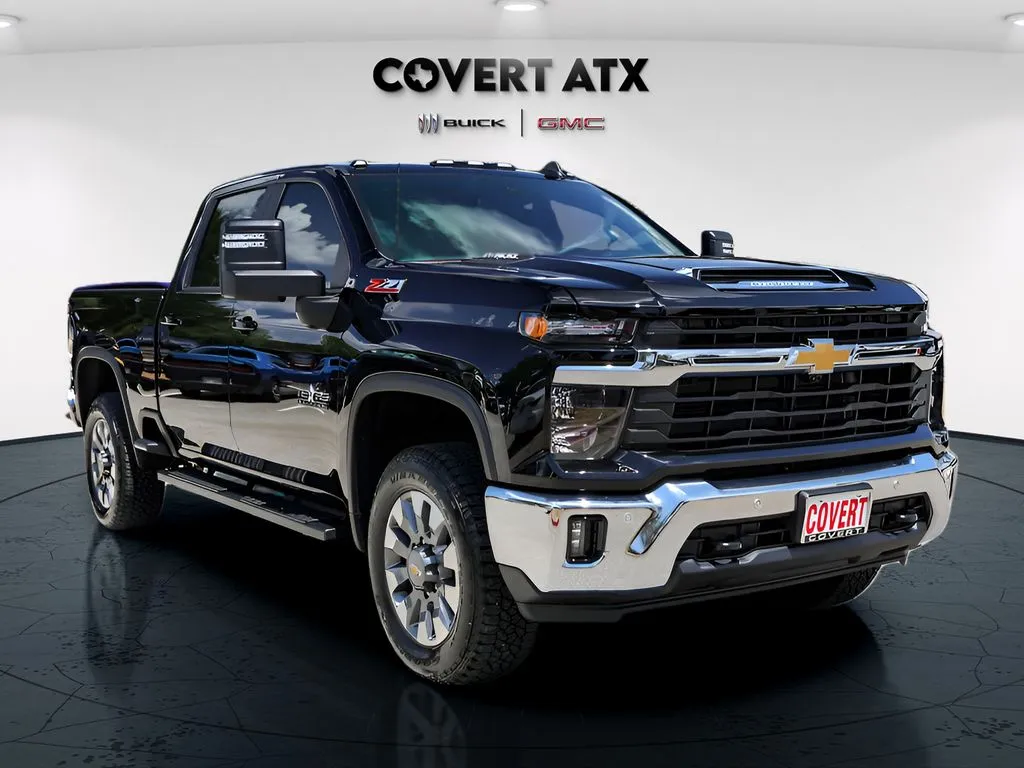 Chevrolet Silverado photo 9