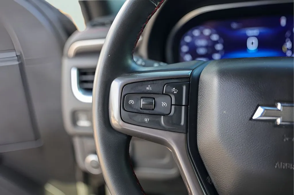 Chevrolet Tahoe photo 17