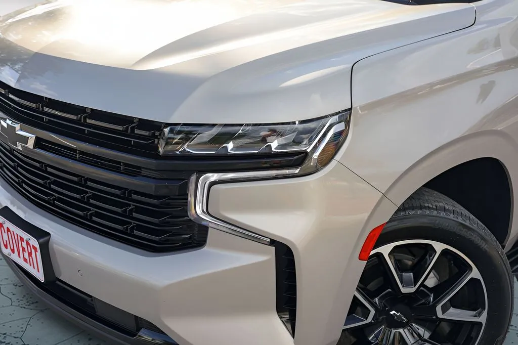 Chevrolet Tahoe photo 3