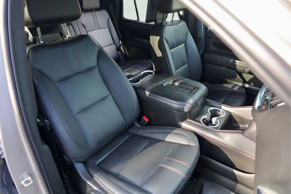 Chevrolet Tahoe photo 35