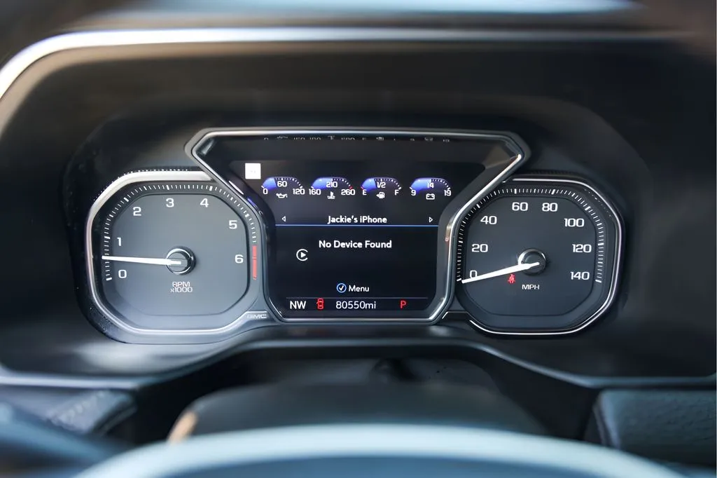 GMC Yukon photo 13