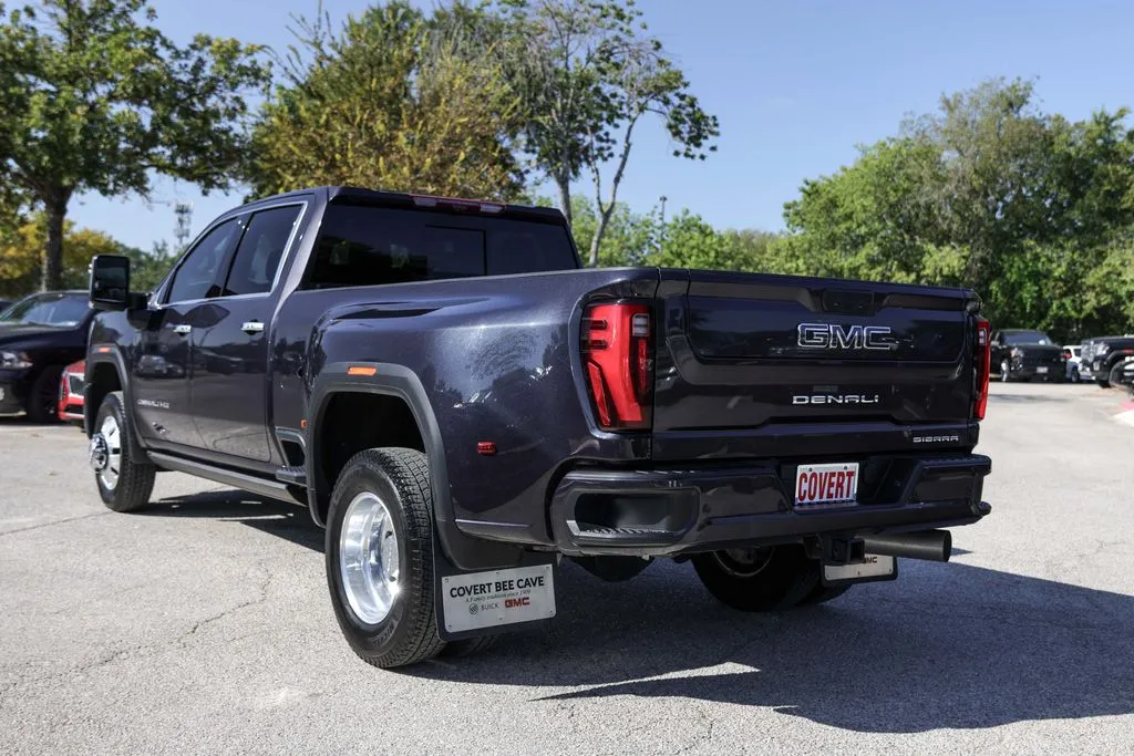 GMC Sierra photo 6