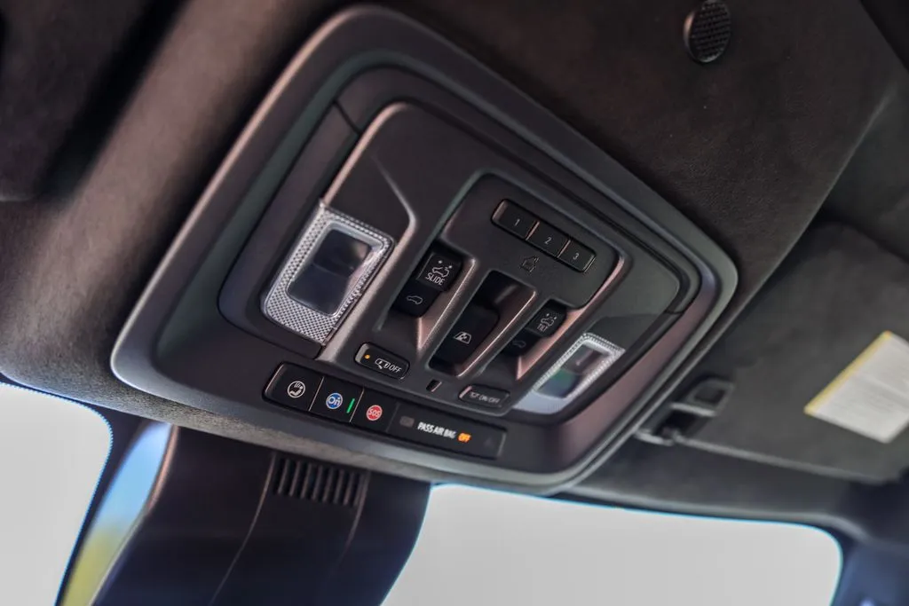 GMC Sierra photo 23
