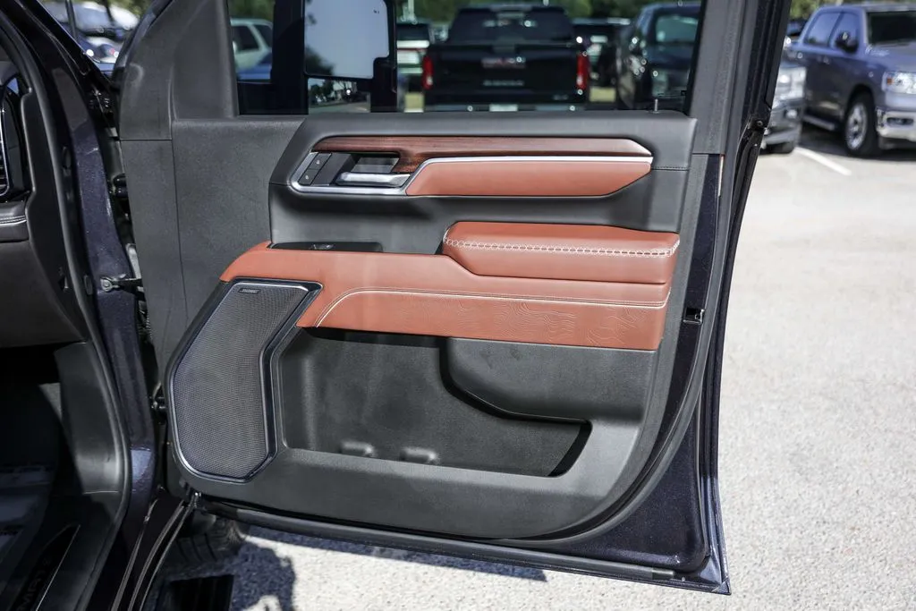 GMC Sierra photo 31