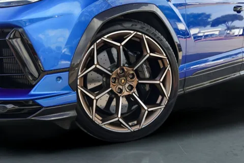 More photos of 2024 Lamborghini Urus Performante at Covert Buick GMC, TX