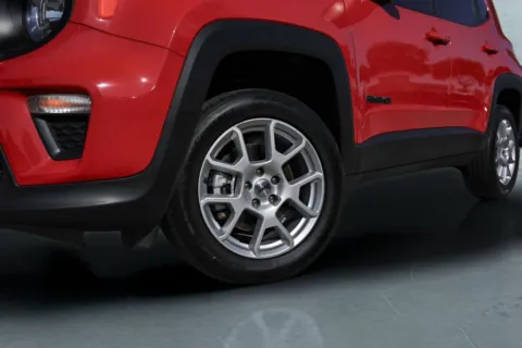 More photos of 2022 Jeep Renegade Latitude at Covert Buick GMC, TX