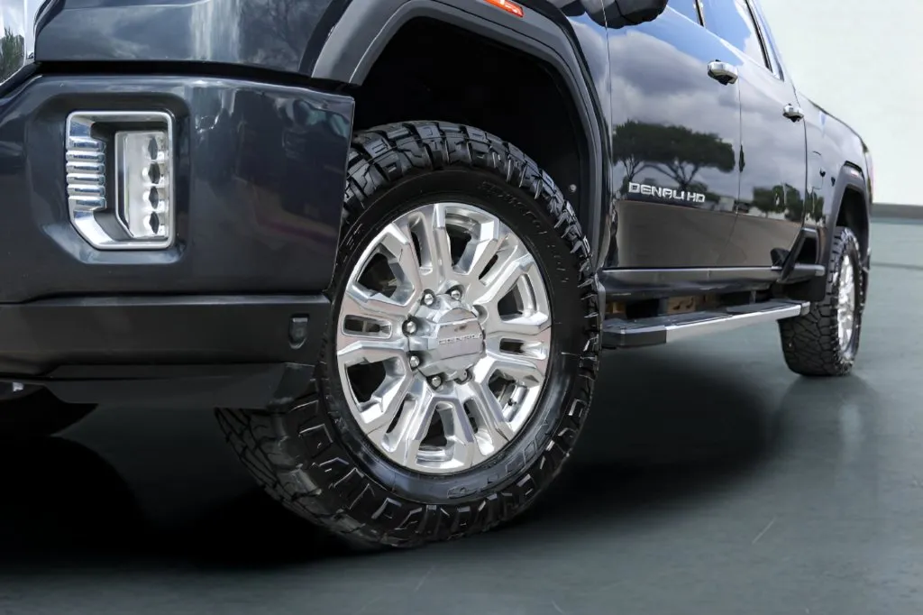 GMC Sierra photo 4