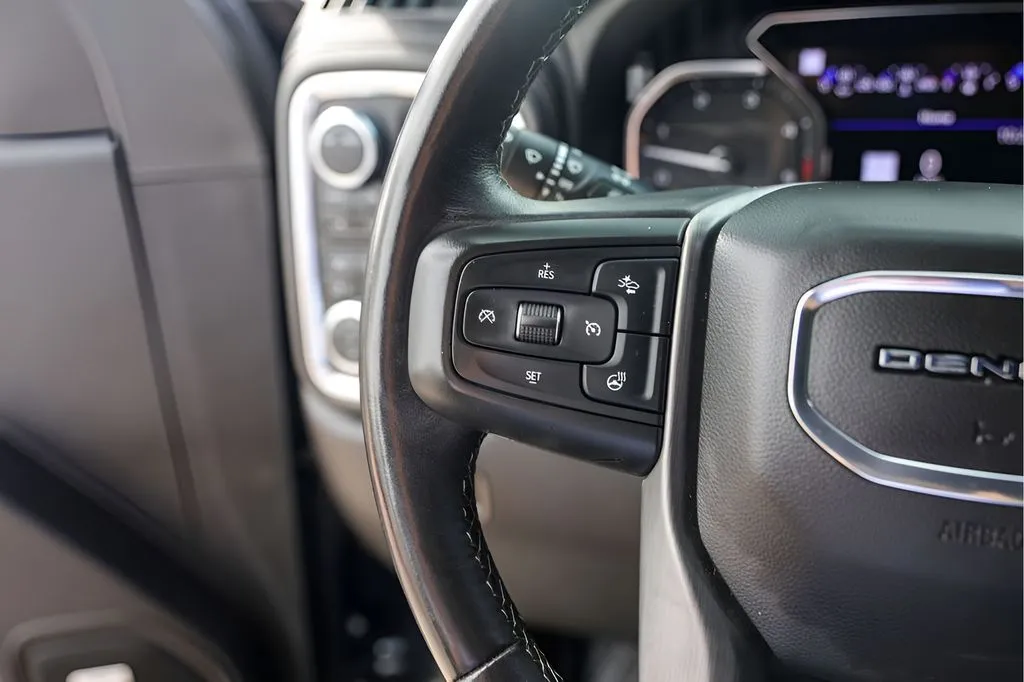 GMC Sierra photo 15