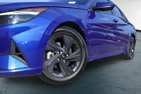More photos of 2022 Hyundai Elantra SEL at Covert Buick GMC, TX