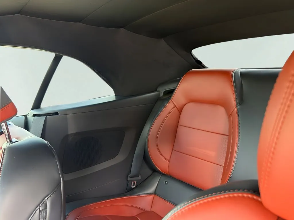 Ford Mustang photo 11