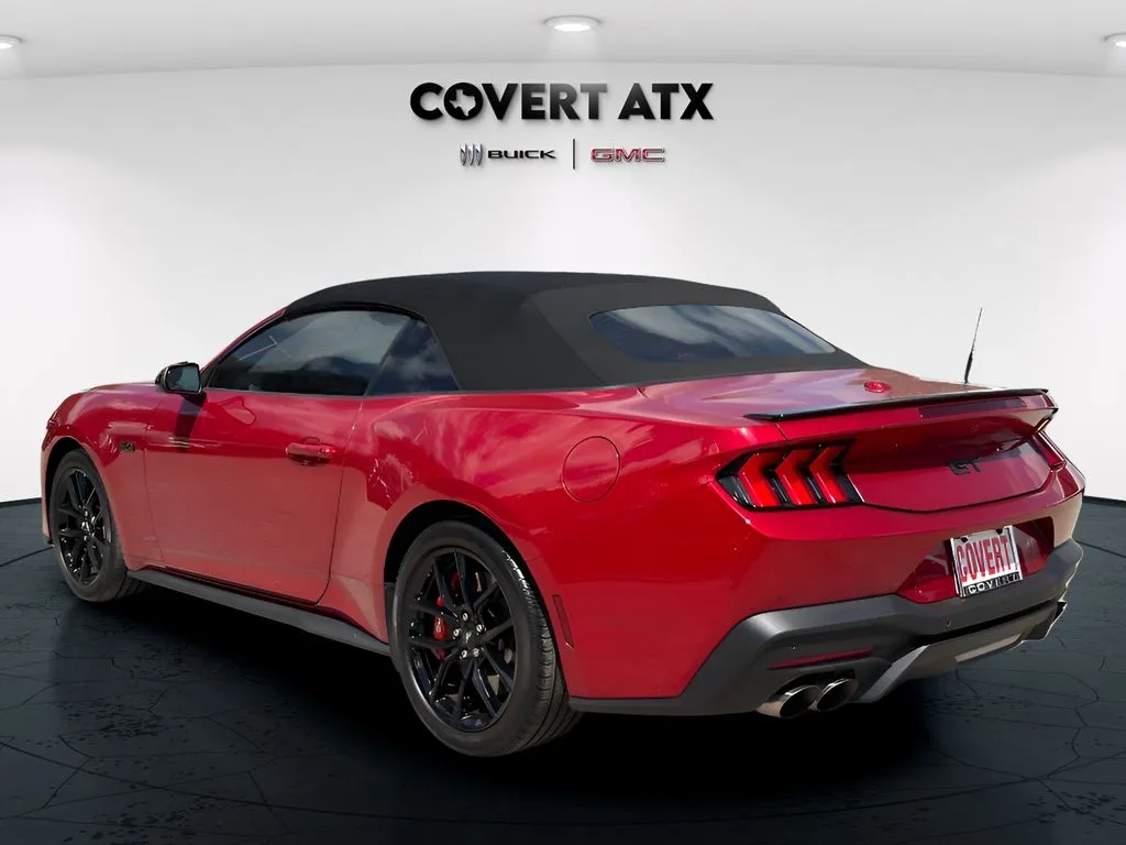 Ford Mustang photo 9