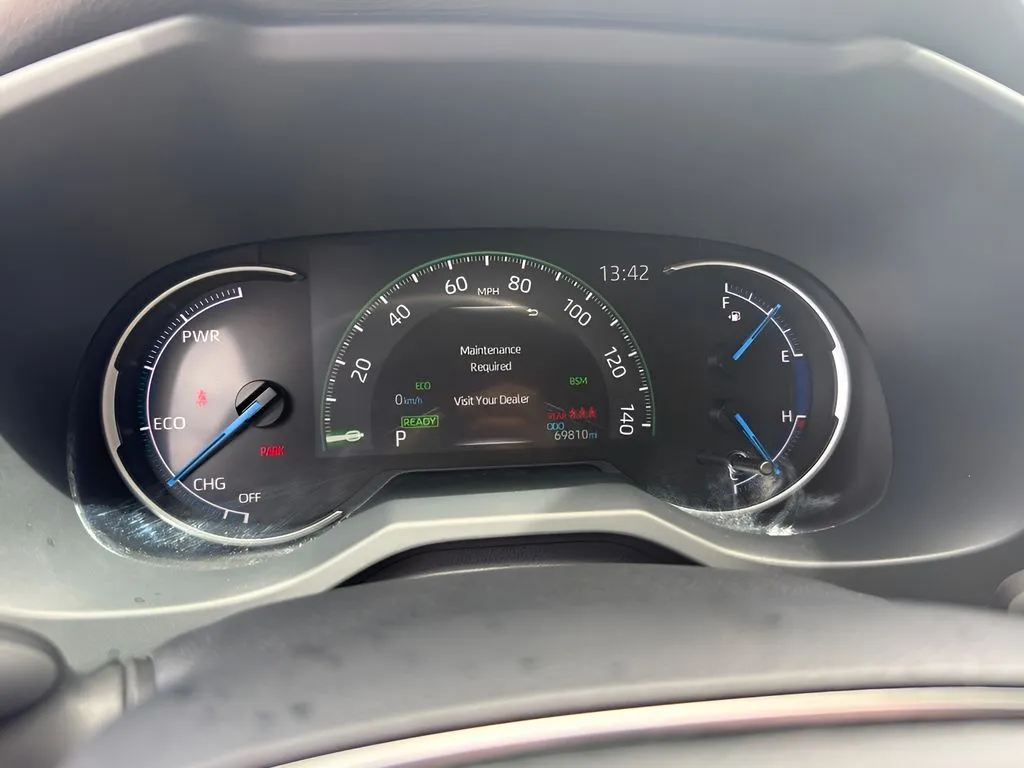 Toyota RAV4 photo 21