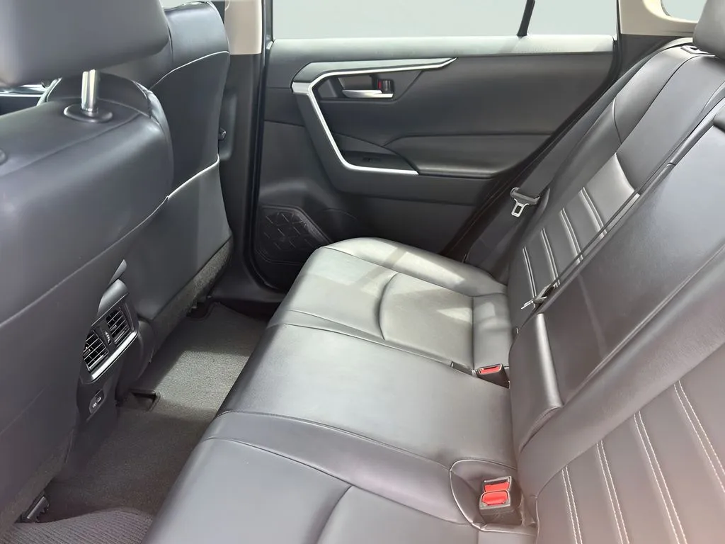 Toyota RAV4 photo 29