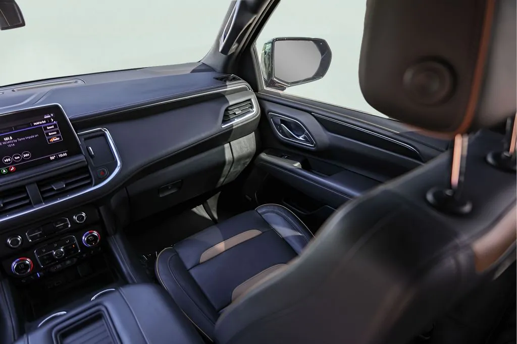 GMC Yukon photo 32