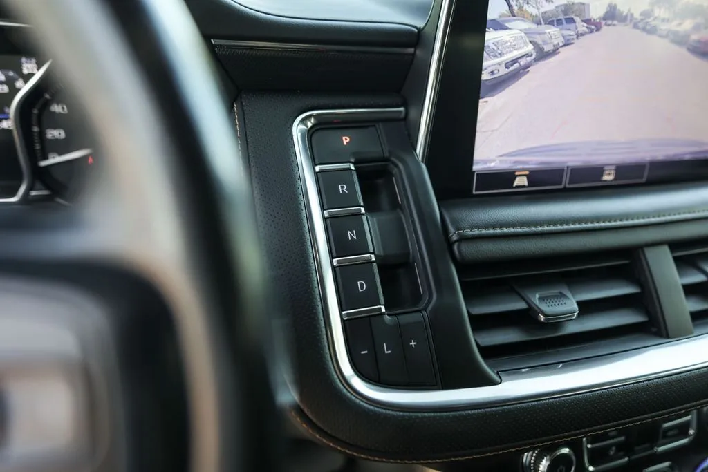 GMC Yukon photo 21