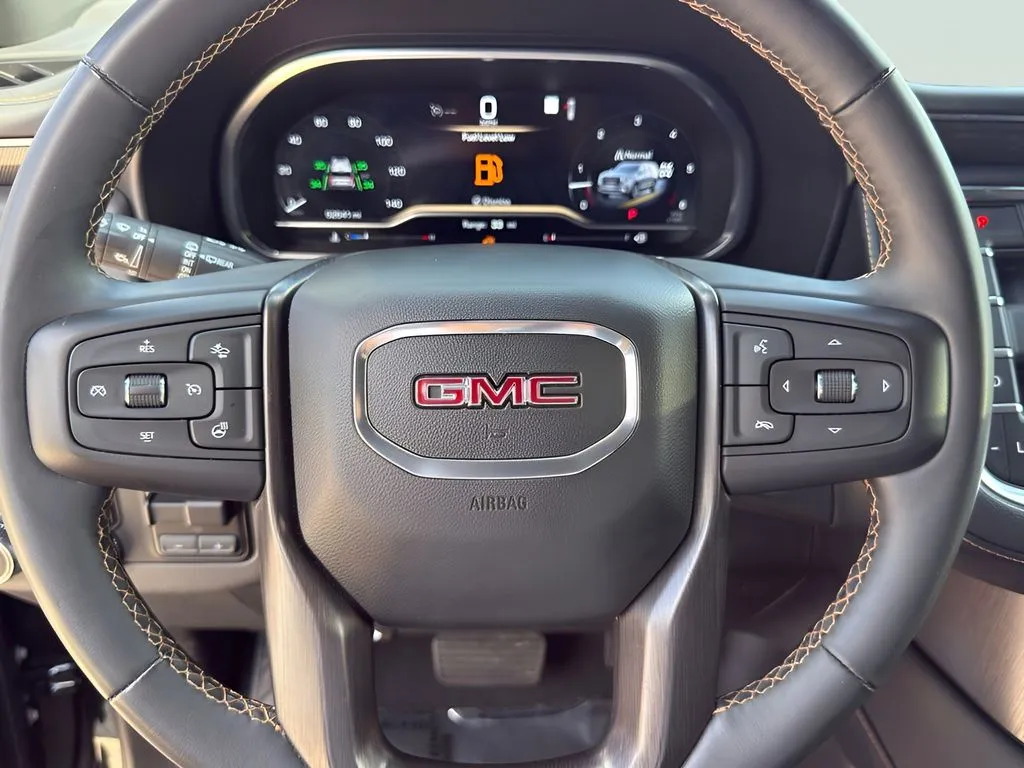 GMC Yukon photo 18